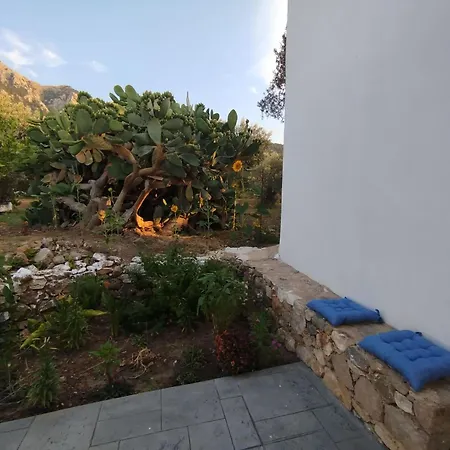 Сasa de vacaciones Grossvaters Haus - Ein 150 Jahre Altes Steinhaus By Interhome *