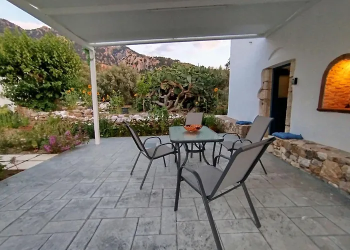 Grossvaters Haus - Ein 150 Jahre Altes Steinhaus By Interhome * Kos Town